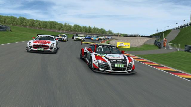 Portada de RaceRoom Racing Experience