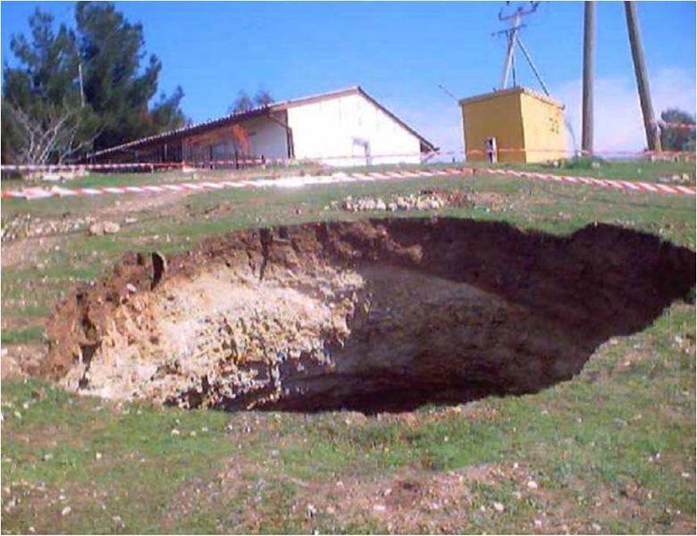 Portada de A Hole To Another Place SCP-1437